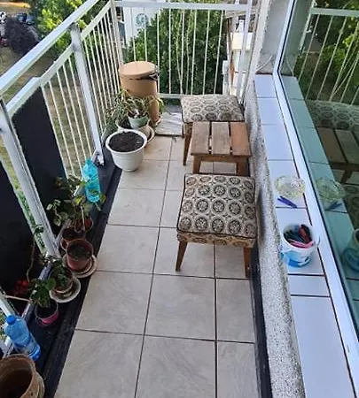 Burgas, Zornica Blok 30 Vhod 8 Etaz 7 Desen Plus Wifi 50 Mbps Pensiune